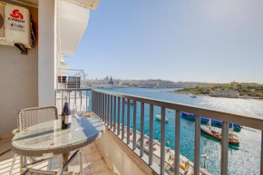 Marvellous Apartment with Valletta and Harbour Views